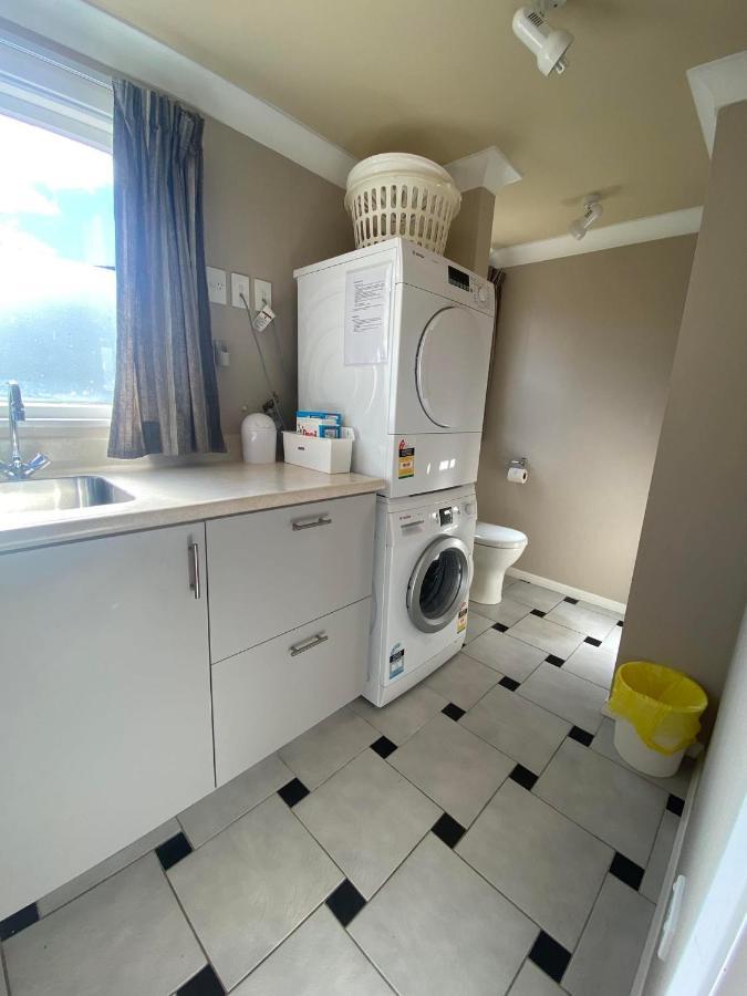 Twin Totara Cottage Upper Hutt Exterior foto